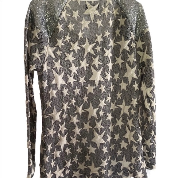 Woman’s Earl Jeans Sequin and Star Top - Picture 5 of 5